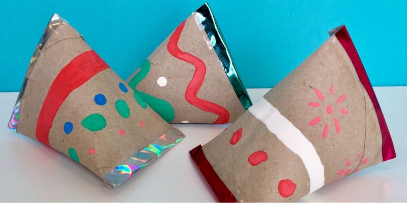 How To Make Maracas With Toilet Paper Rolls