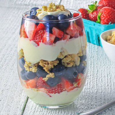 Berry and Greek Yogurt Parfait
