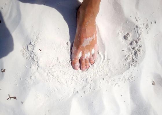 10 Funny Feet Puns One-Liner